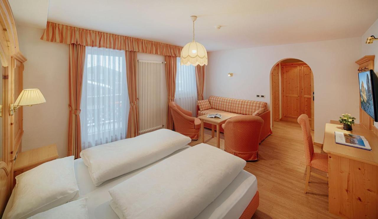 Hotel Villa Eden Корвара-ін-Бадія Екстер'єр фото